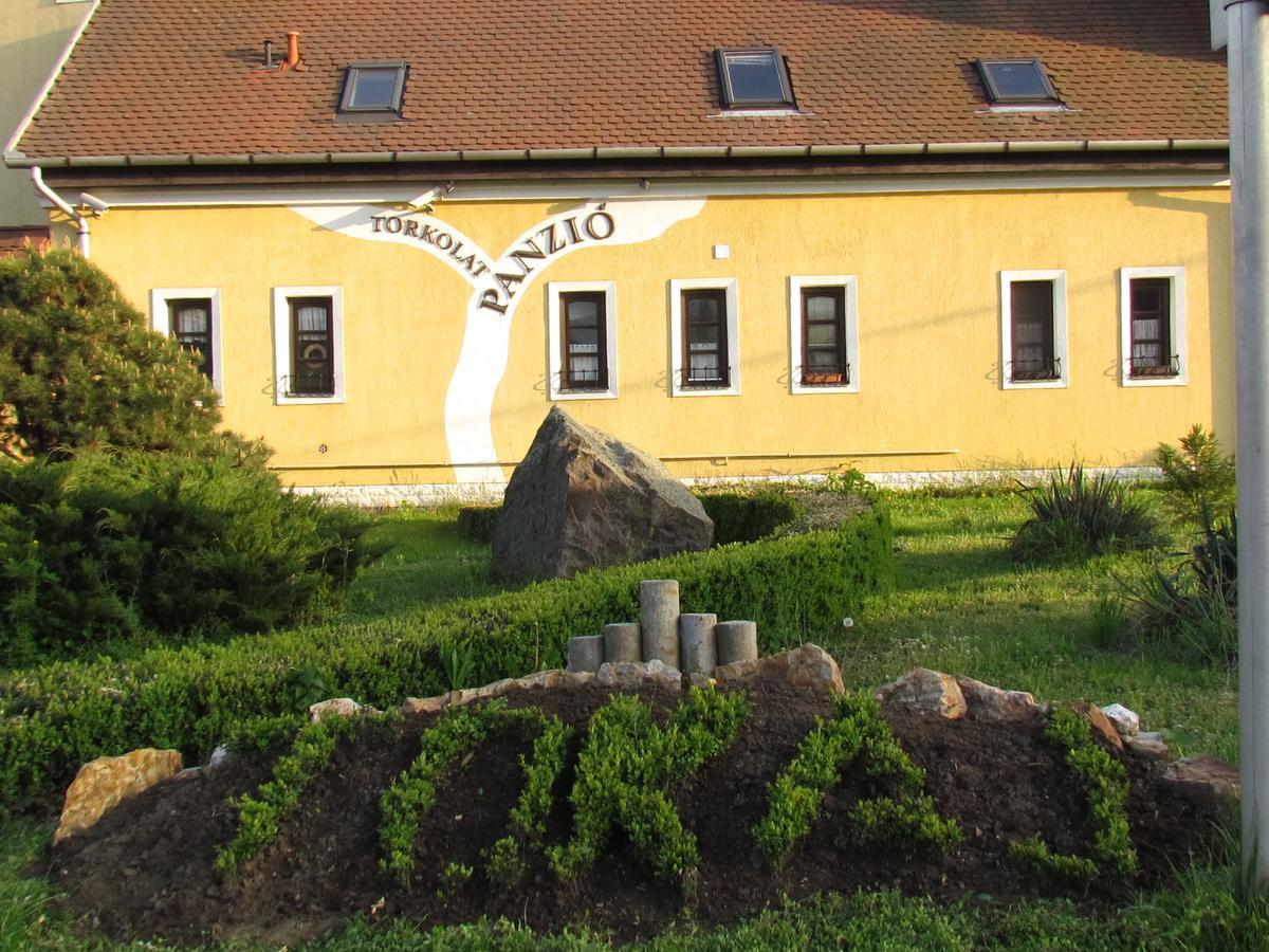Bed and Breakfast Torkolat Panzio Tokaj Exterior foto